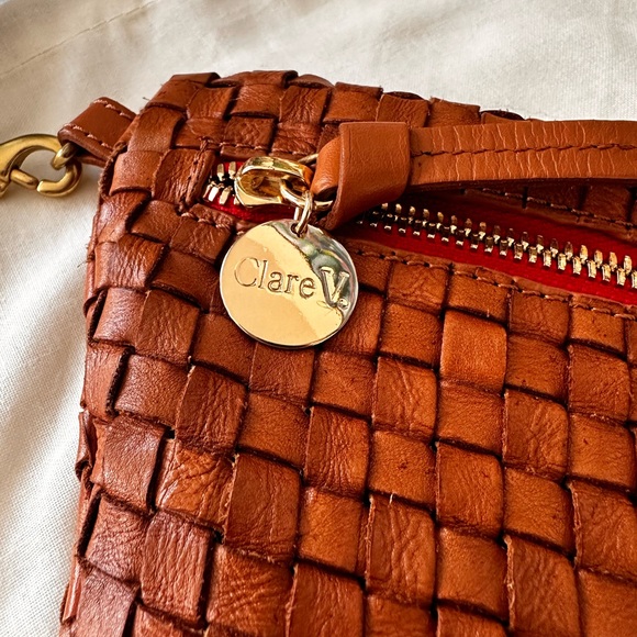 Clare V. Woven Grande Fanny - Picture 7 of 17